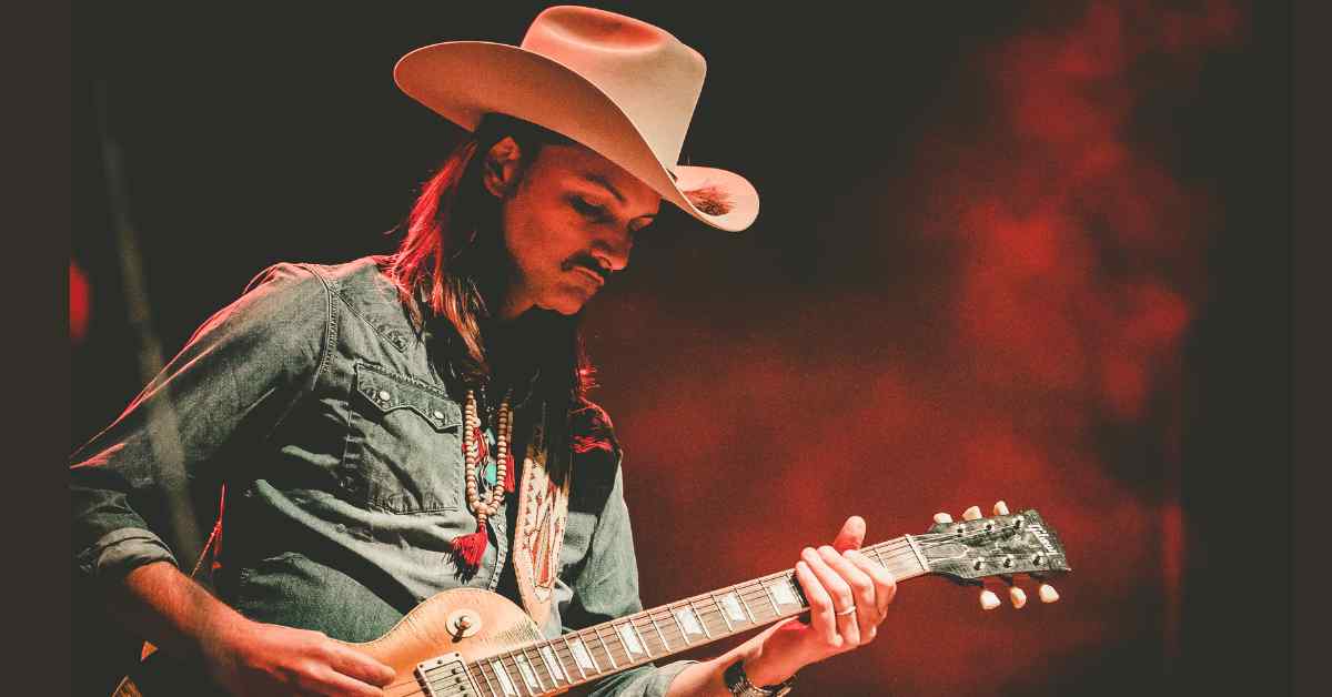 Duane Betts at the Newton Theatre