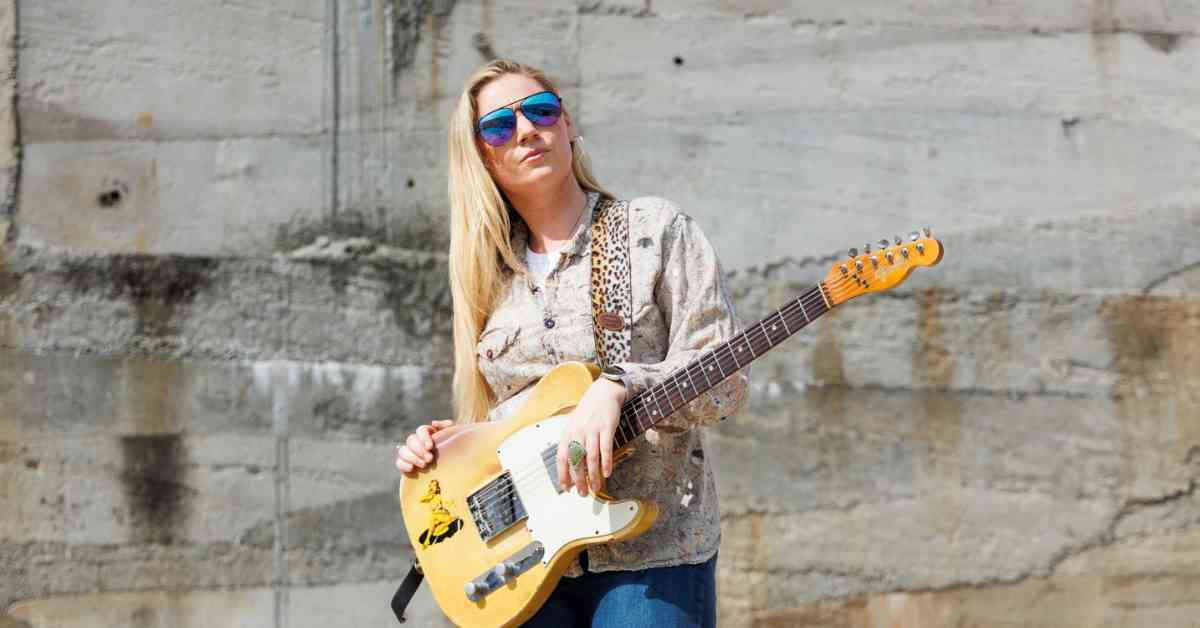 Joanne Shaw Taylor at the Newton Theatre